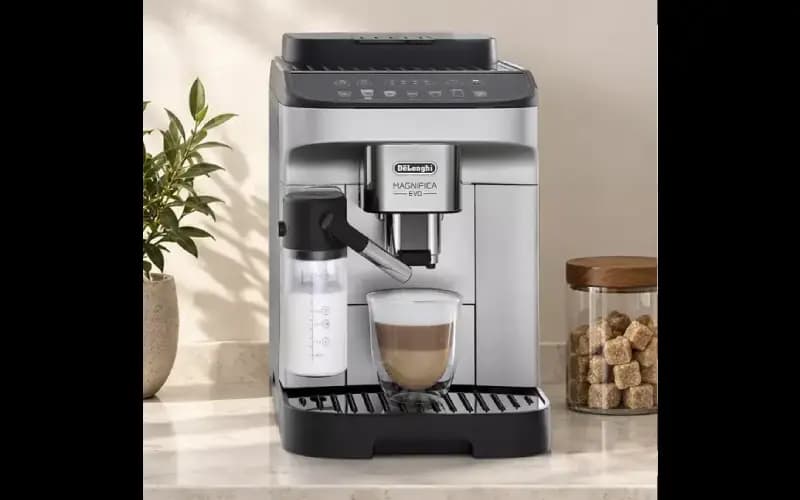 Participez au concours Linen Chest pour gagner une machine à café De’Longhi