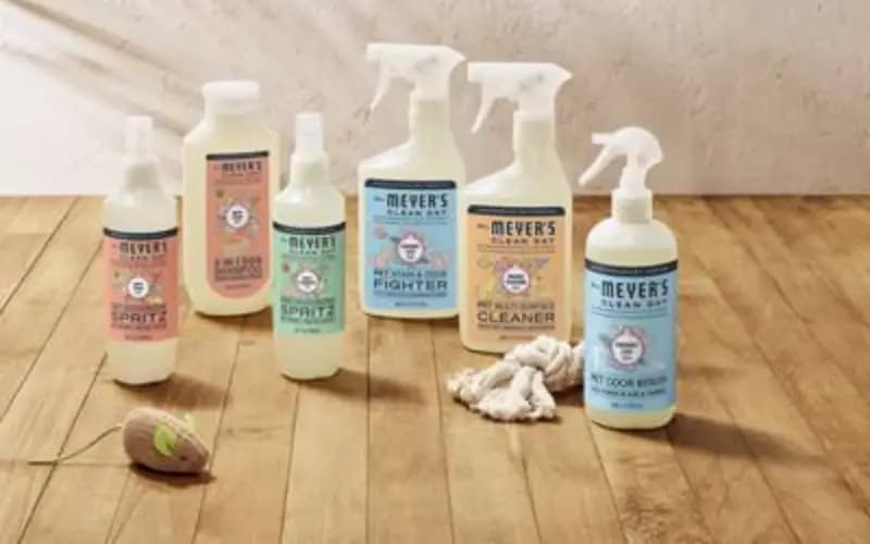 Découvrez gratuitement les produits Mrs. Meyer’s Clean Day pour votre chien