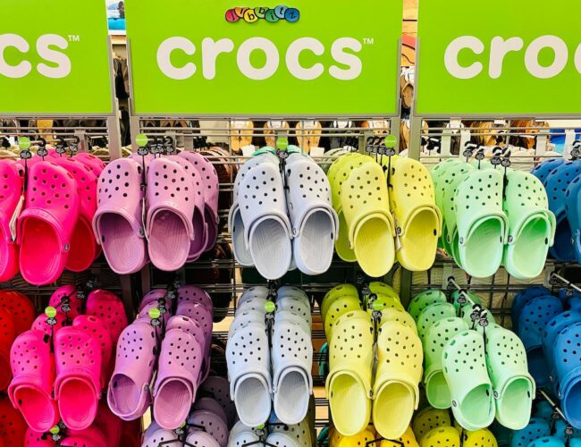 Chaussures Crocs en jeu : Remportez le style pour toute la famille !