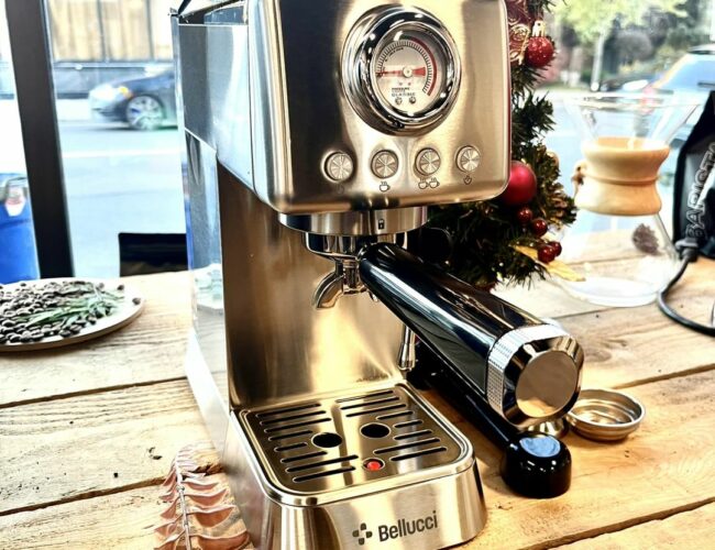 Gagnez une Machine à Espresso Bellucci Aroma de 300$ avec Caféfix !